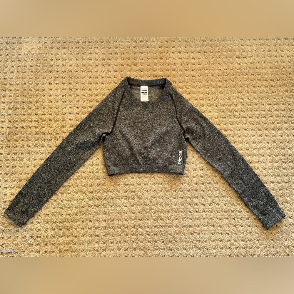 Grey gym shark workout top